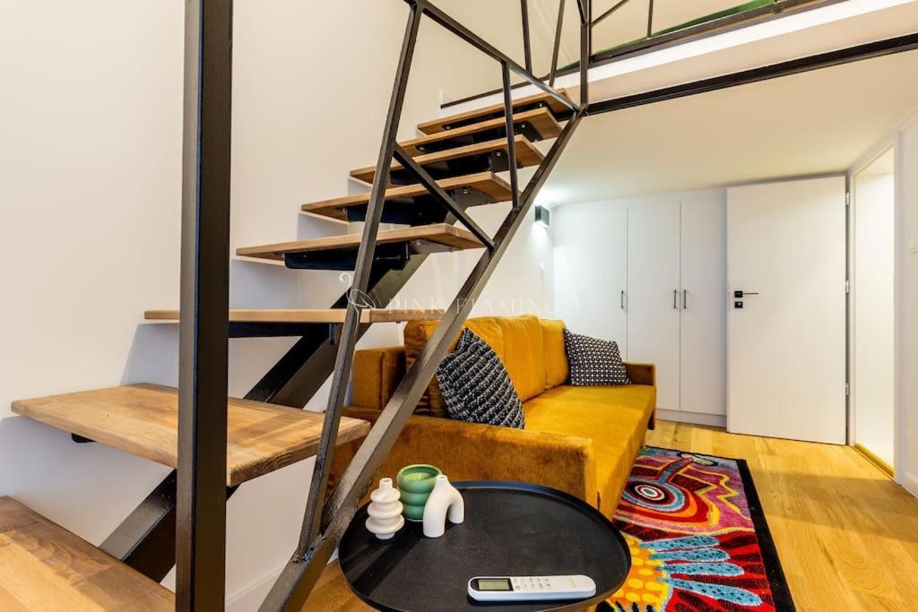 Elegant Near Hungarian Museum By Pink Flamingo Apartment
