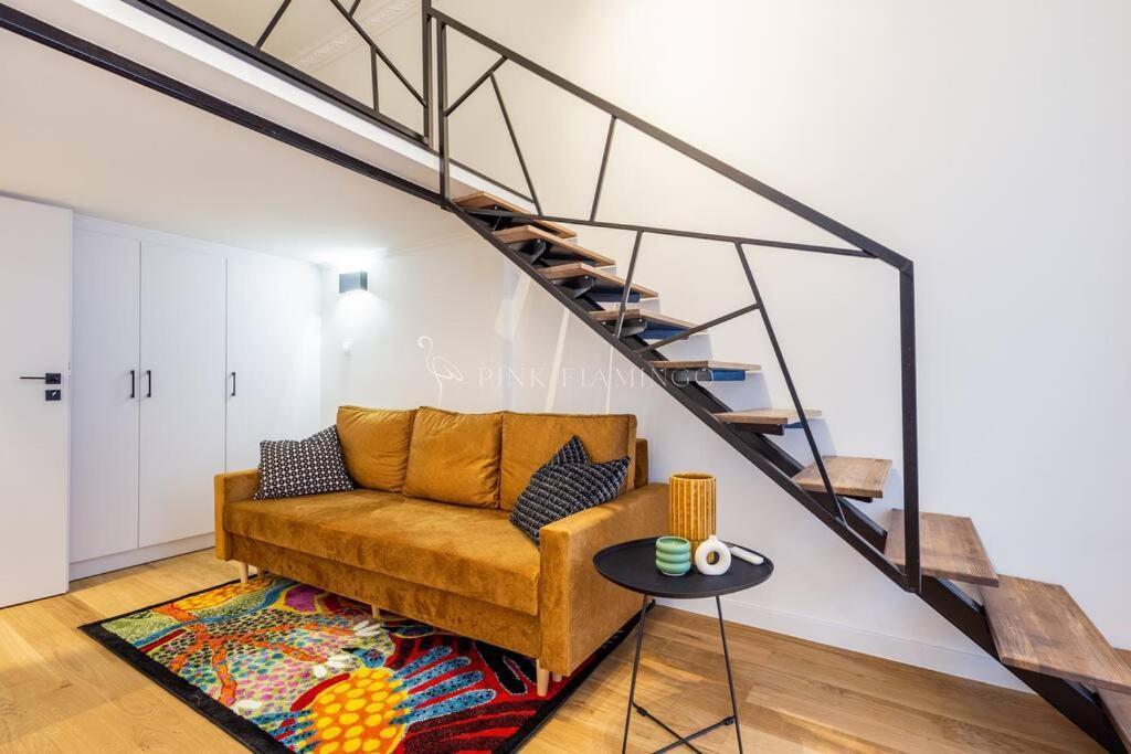 Apartment Elegant Near Hungarian Museum By Pink Flamingo *